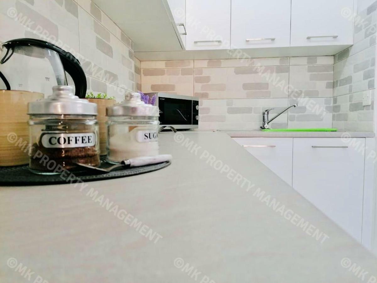 Lysia Sea-View Apartment ลาร์นาคา ภายนอก รูปภาพ
