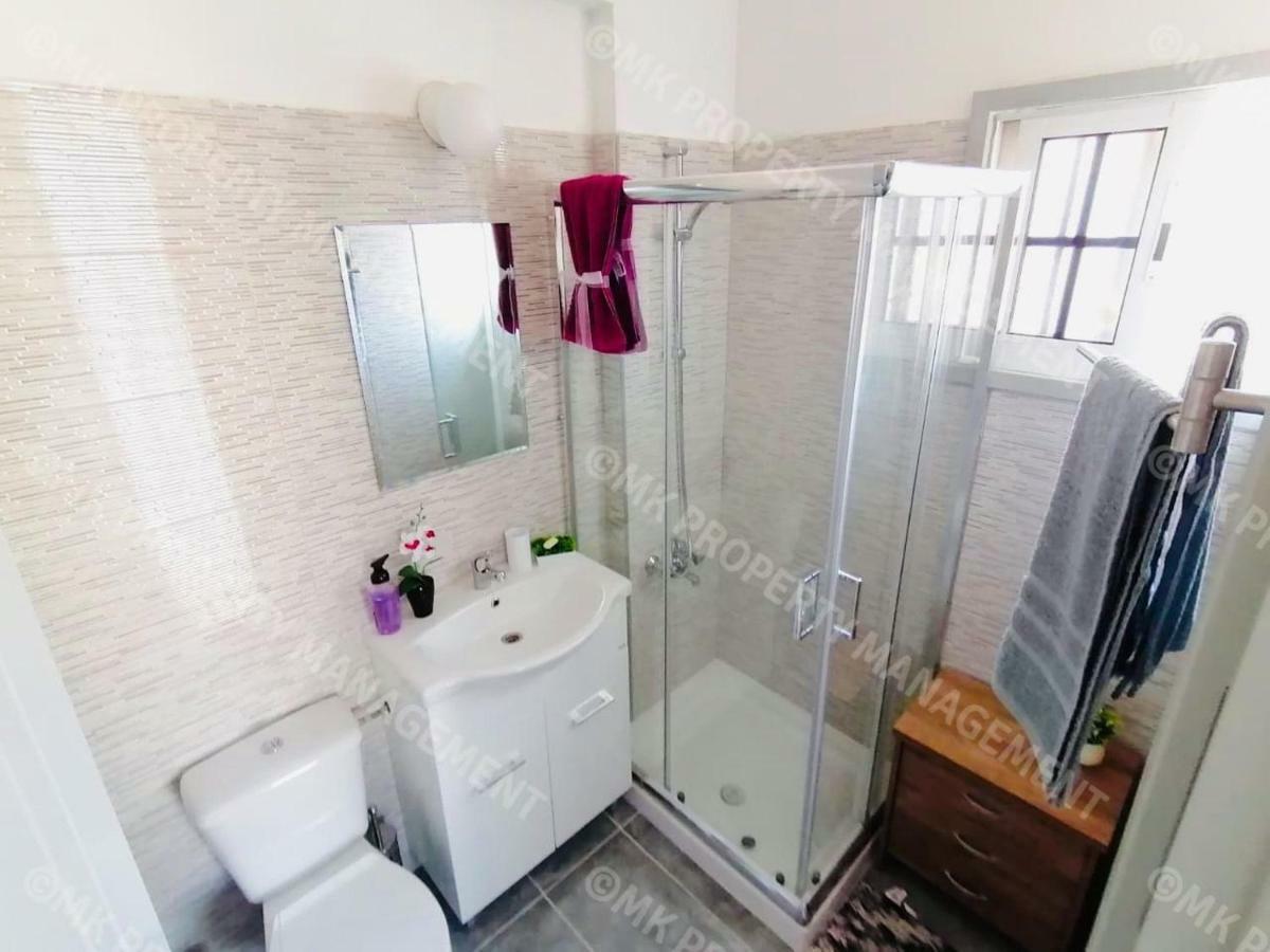 Lysia Sea-View Apartment ลาร์นาคา ภายนอก รูปภาพ